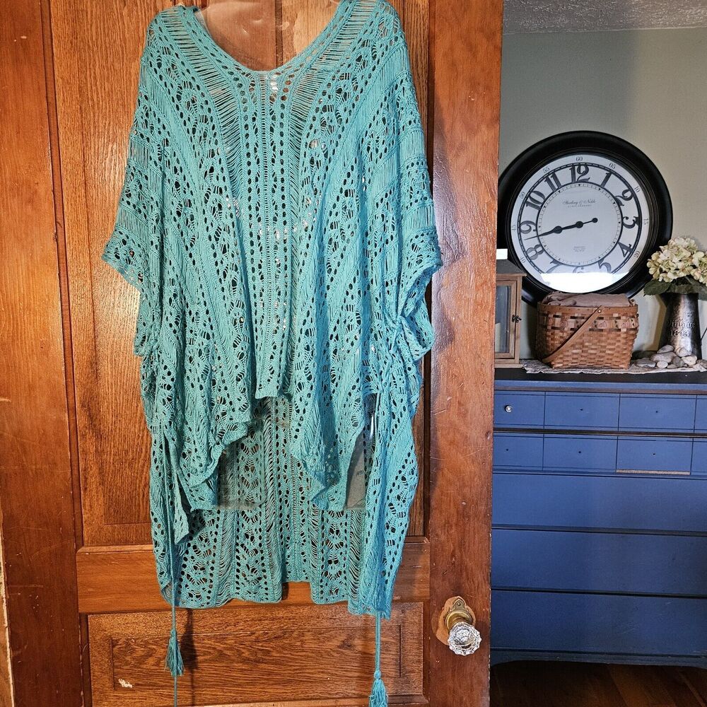 Women's One Size Boho Turquoise Crochet Poncho Vest | One Size Beach Cover-Up - Picture 1 of 5